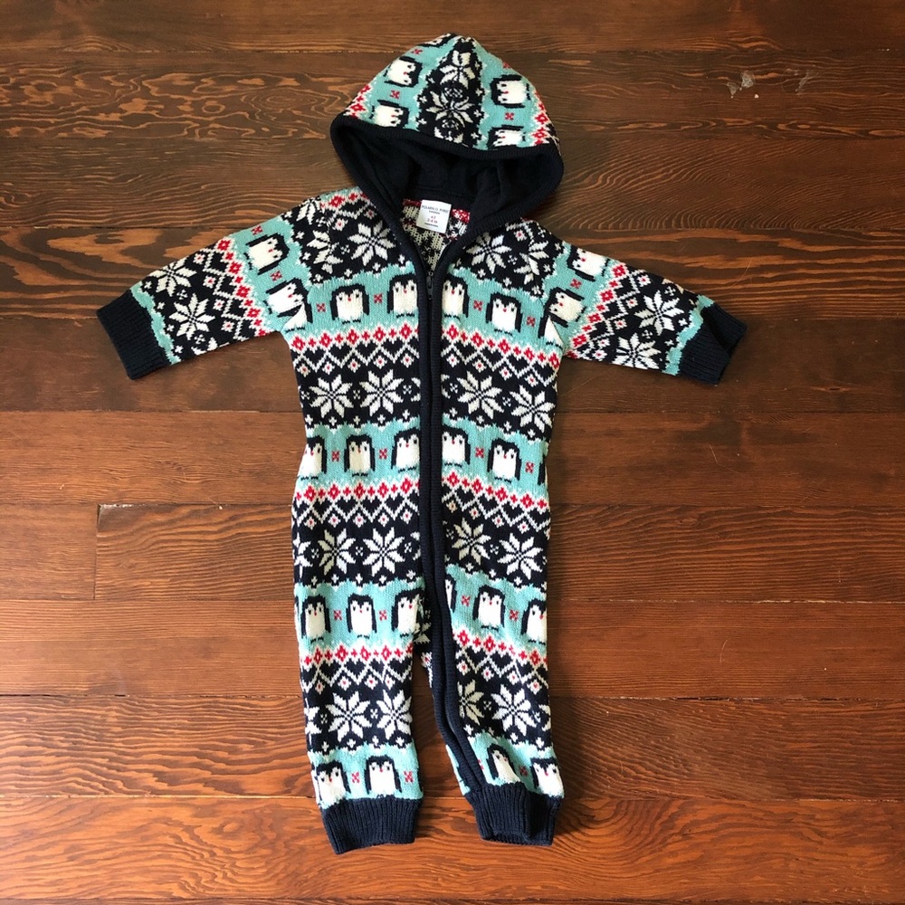 Polarn O. Pyret  penguin sweater romper (2-4m)